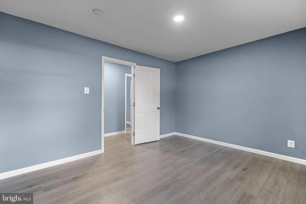 Photo of 10610 LAPLATA ROAD