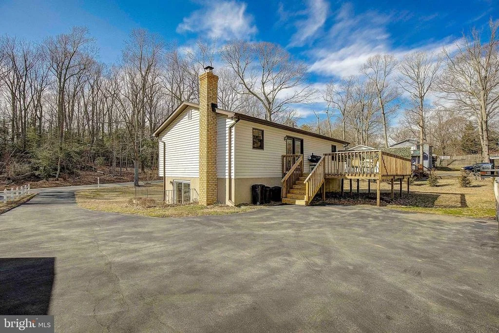 Photo of 5018 LONG BEACH ROAD
