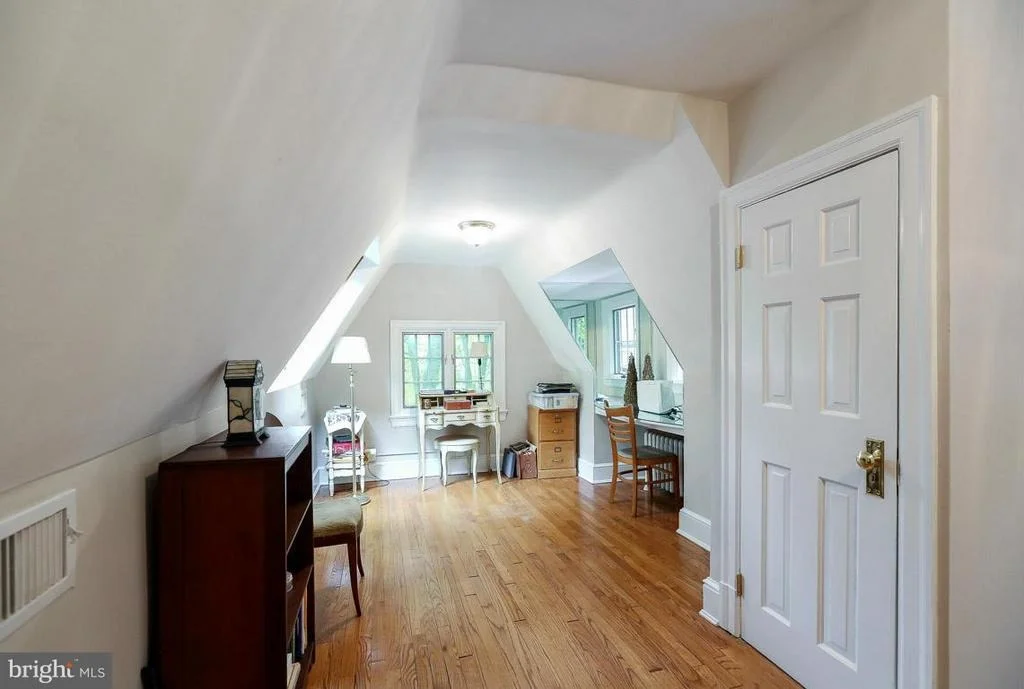 Photo of 6580 BRADDOCK ROAD