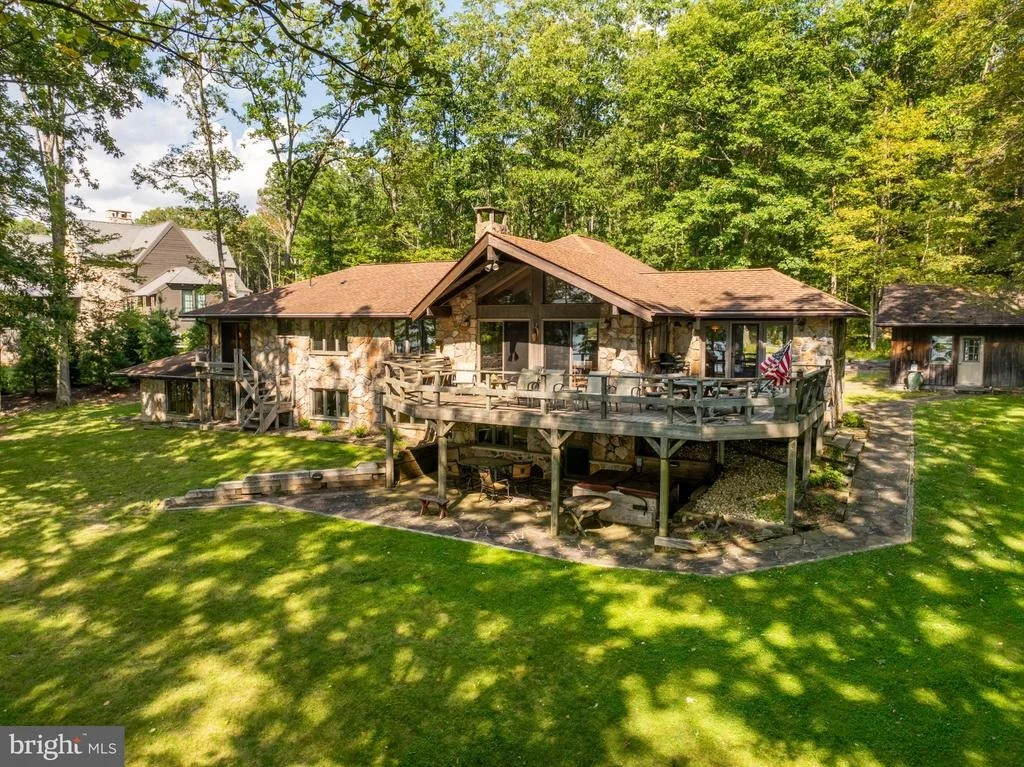 Photo of 1677 SHORELINE DRIVE
