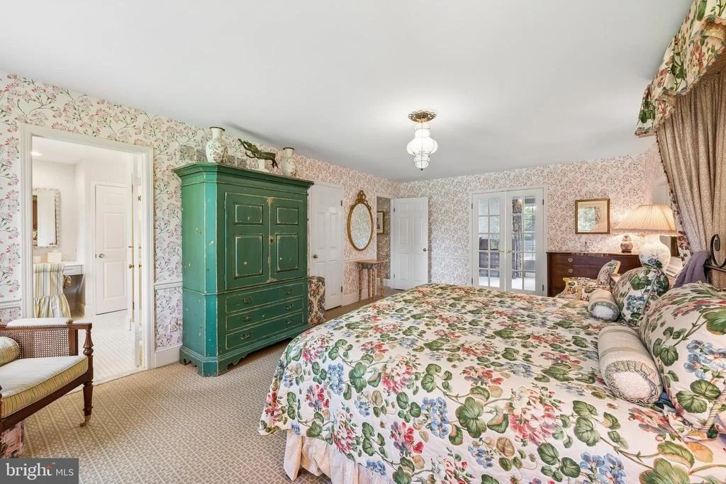 Photo of 24 MEADOW LANE