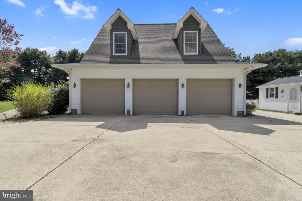 Photo of 16132 HUDSON ROAD