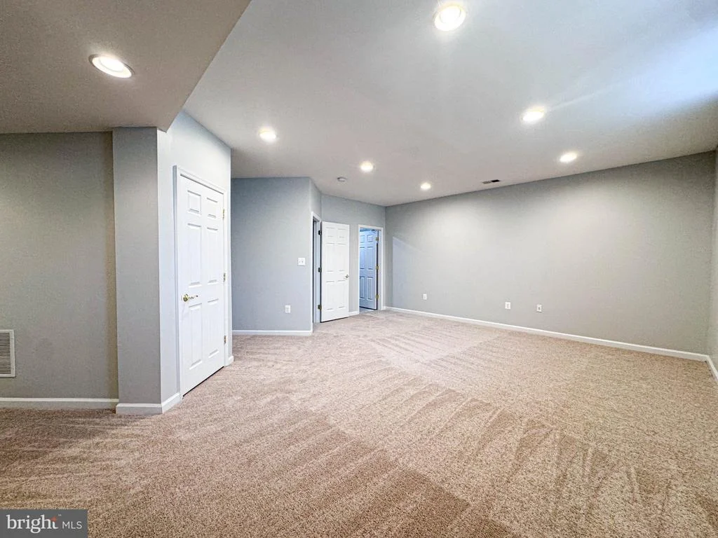 Photo of 42631 EXPLORER DRIVE