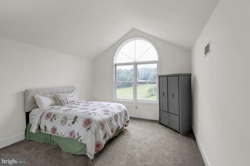 Photo of 161 HECKMAN ROAD