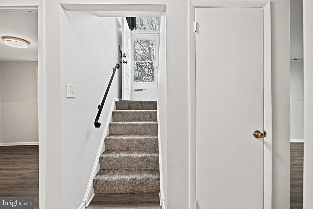 Photo of 7925 ORANGE PLANK ROAD
