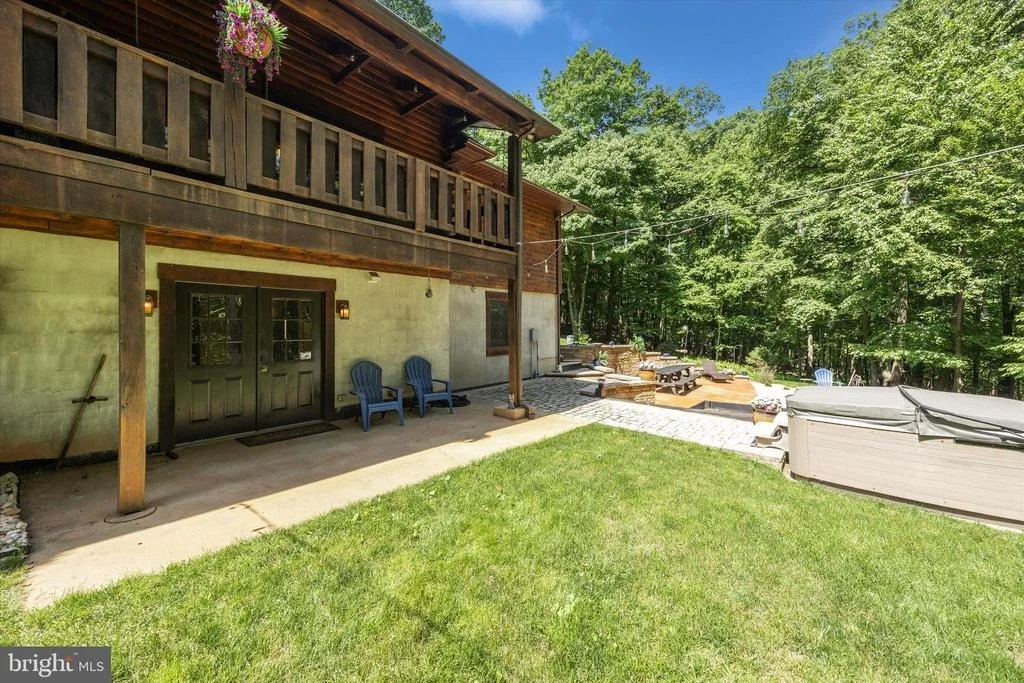 Photo of 7307 BLACK ROAD