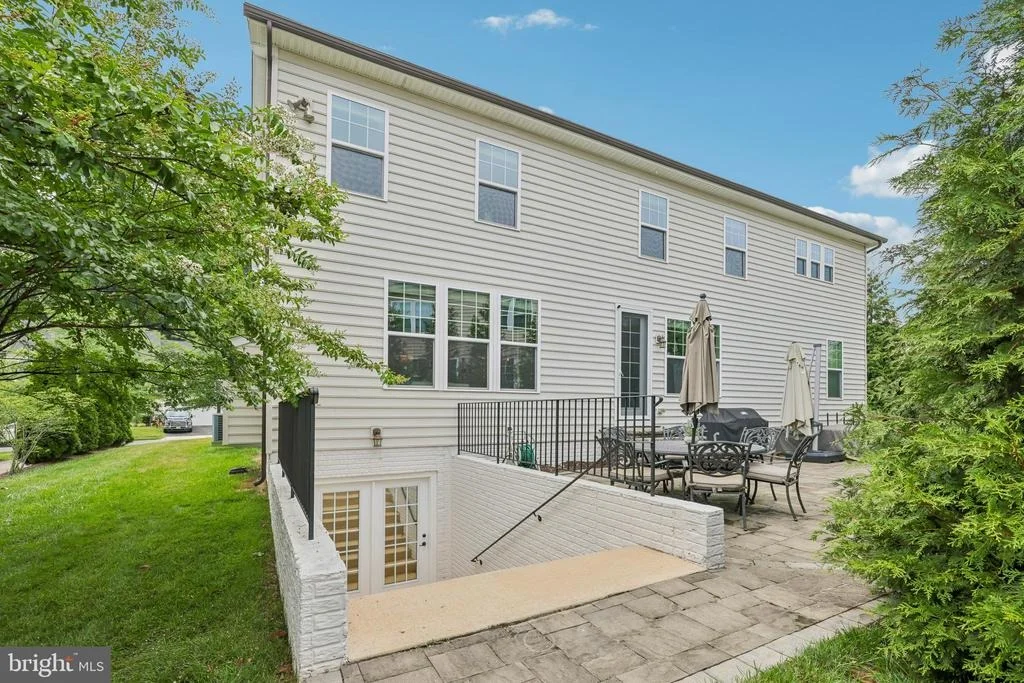 Photo of 2209 JACOB WAY