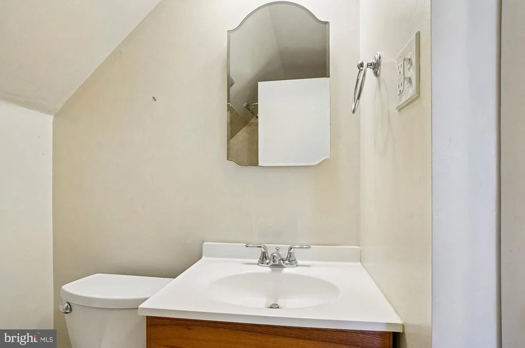 Photo of 16005 PENNANT LANE