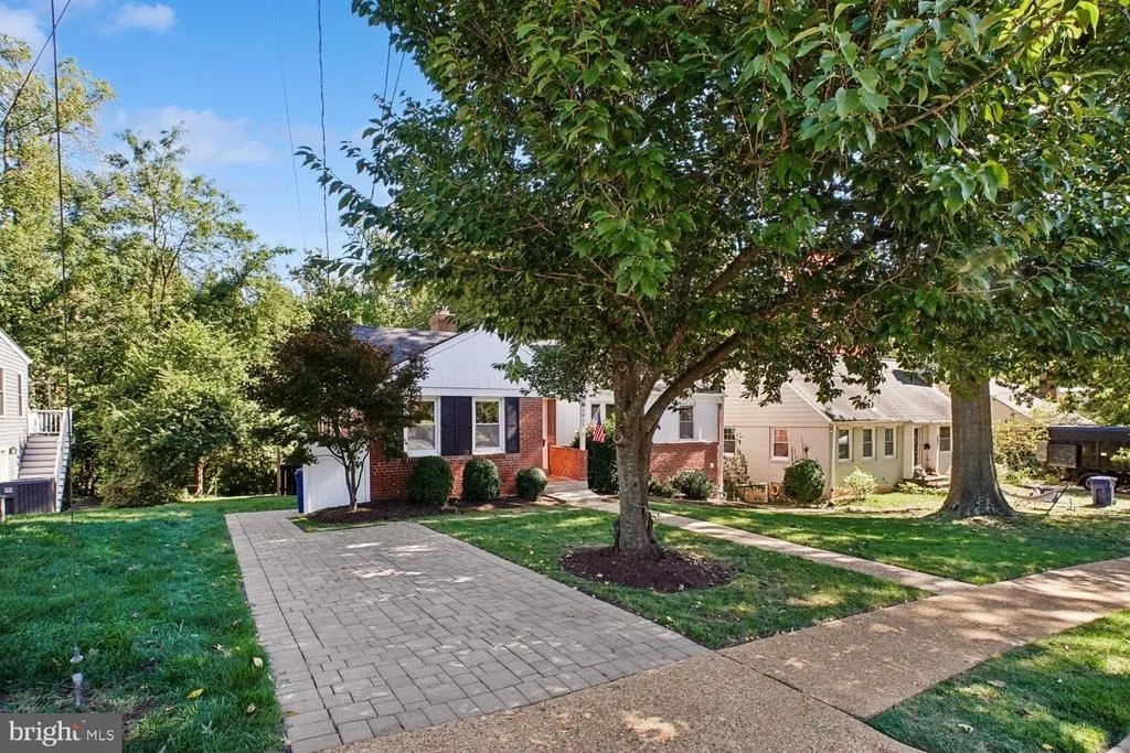 Photo of 2811 OLD DOMINION BOULEVARD
