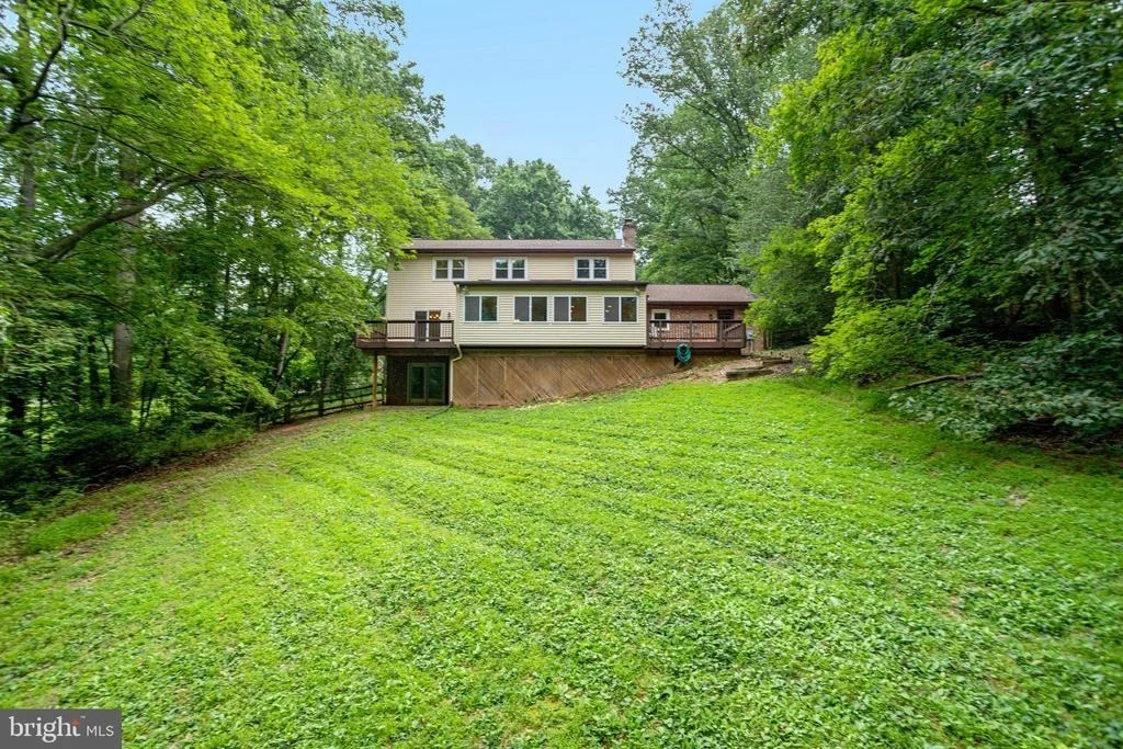 Photo of 10507 ADEL ROAD