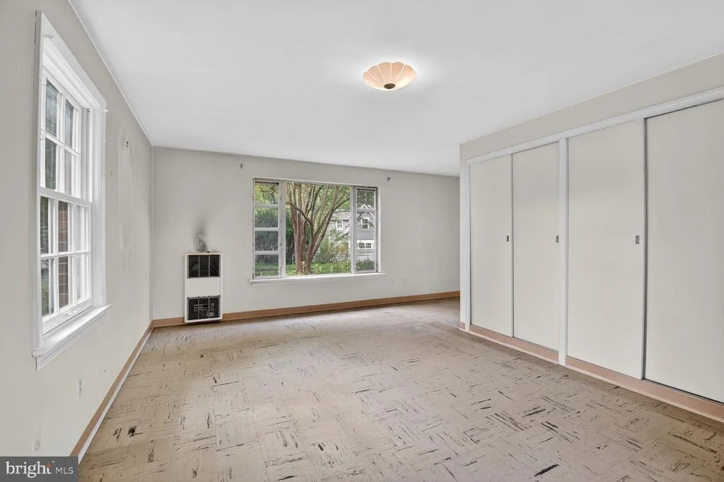 Photo of 702 MCNEILL ROAD