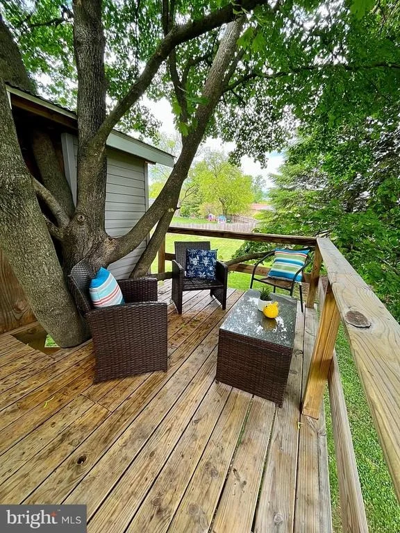 Photo of 17621 PRINCE EDWARD DRIVE