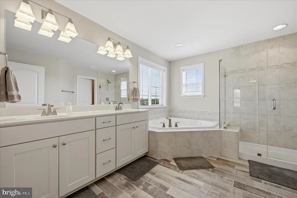 Photo of 725 MCGUIRE CIRCLE