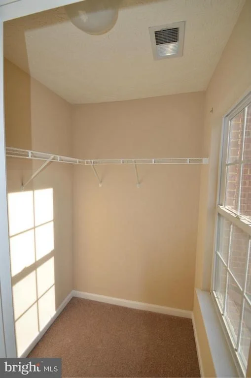Photo of 2324 SOUTH HAMPTON DRIVE