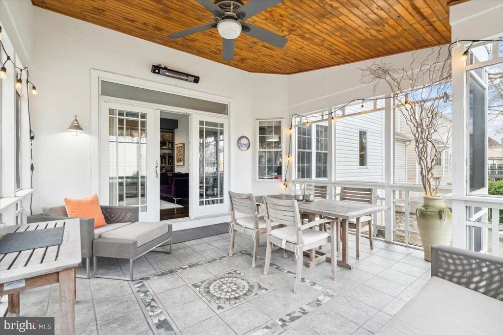 Photo of 2554 BEAR DEN ROAD