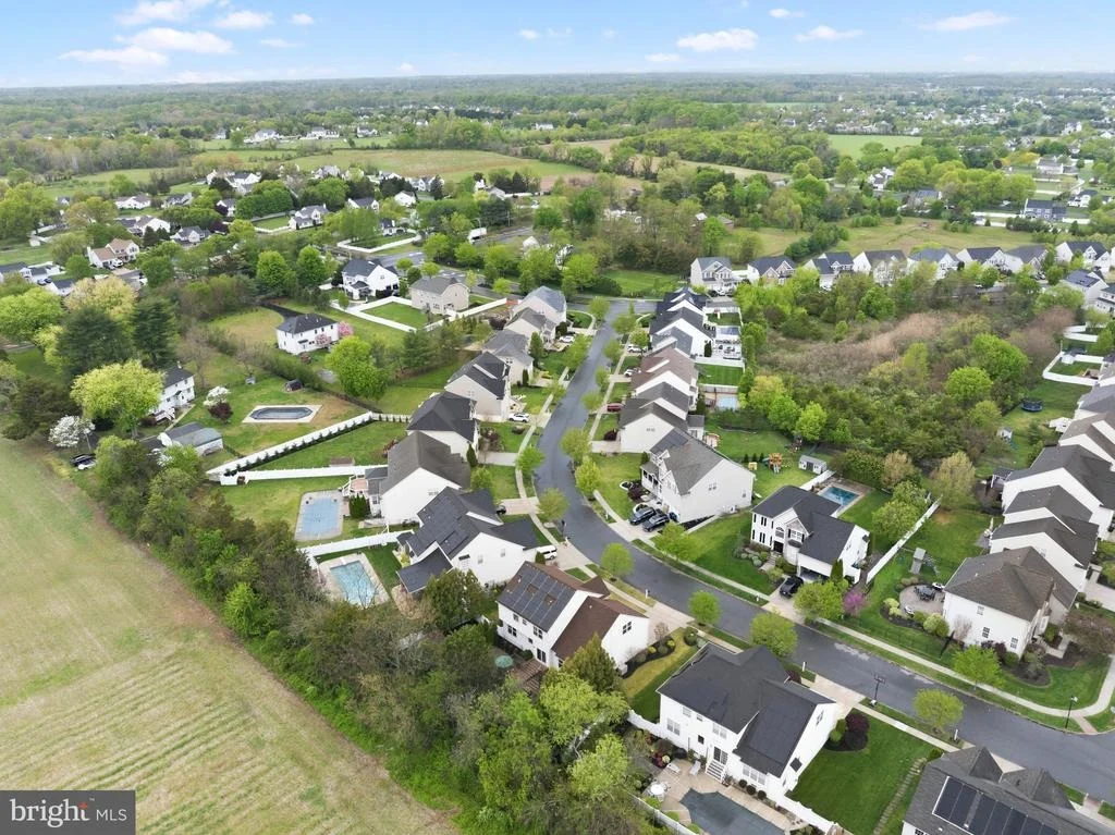 Photo of 616 BAINBRIDGE DRIVE