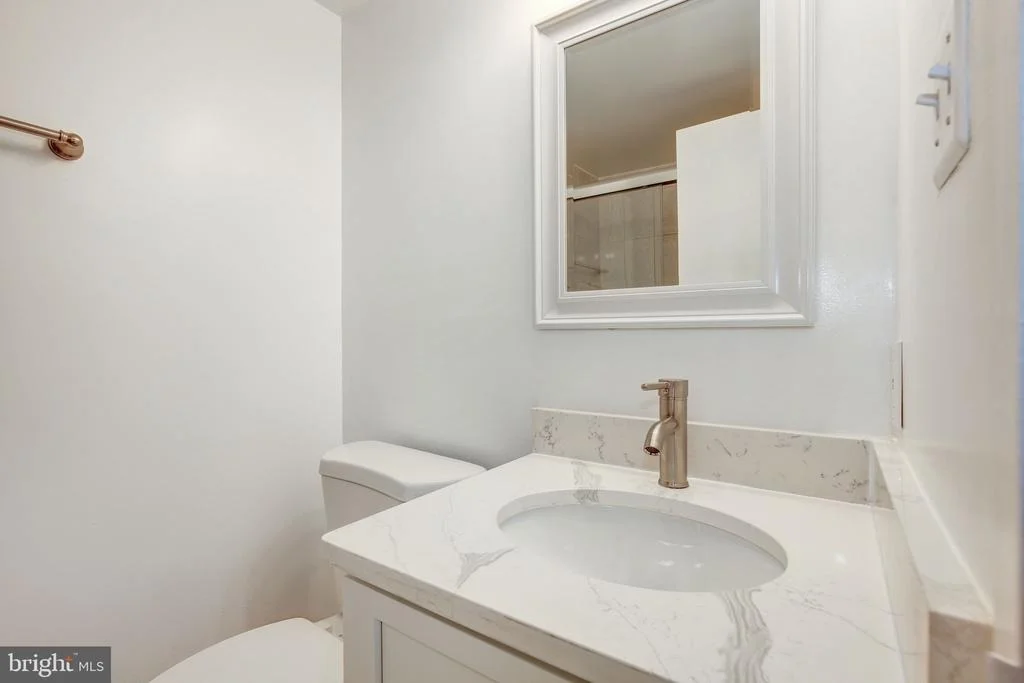 Photo of Unit 9821C at 11658 STONEVIEW SQUARE