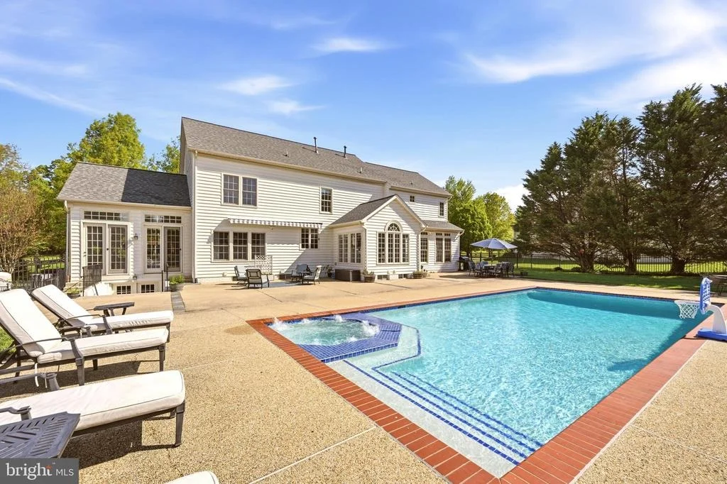 Photo of 509 FIRESTONE DRIVE
