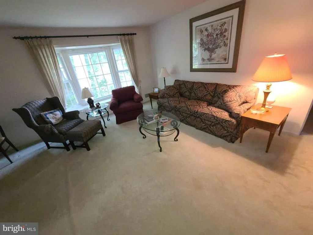 Photo of 6133 SHERBORN LANE
