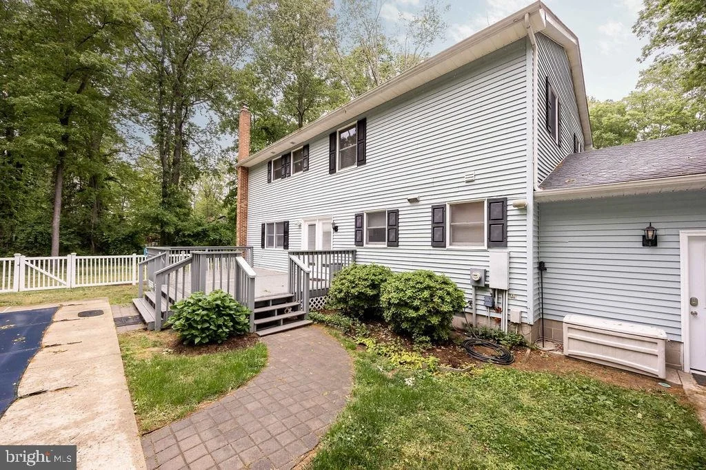 Photo of 8928 LYNCH DRIVE