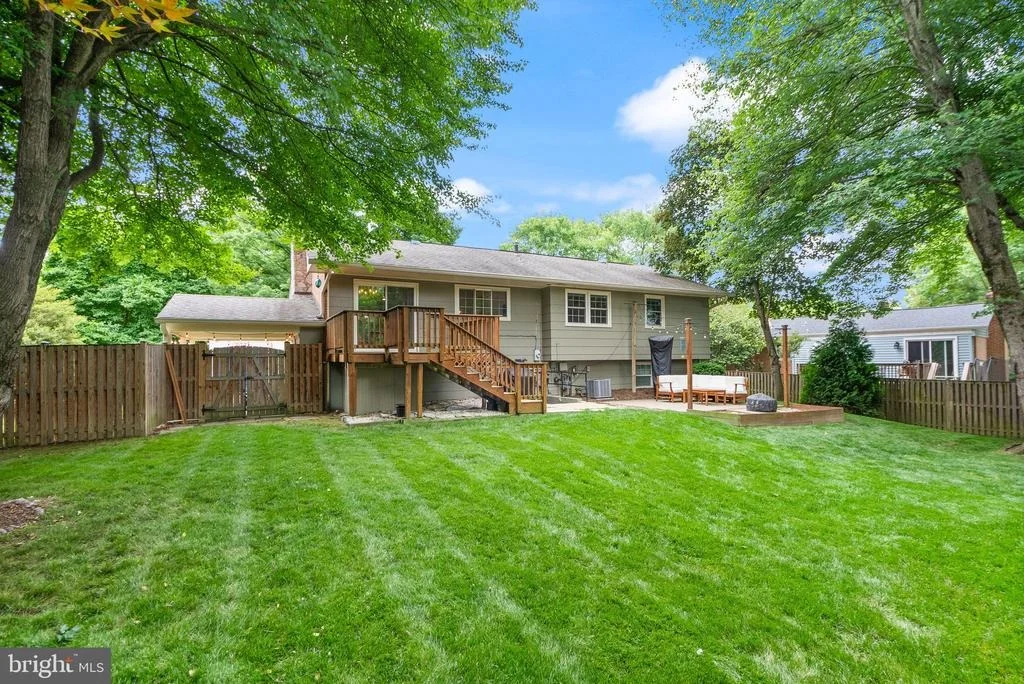 Photo of 8446 PORTER LANE