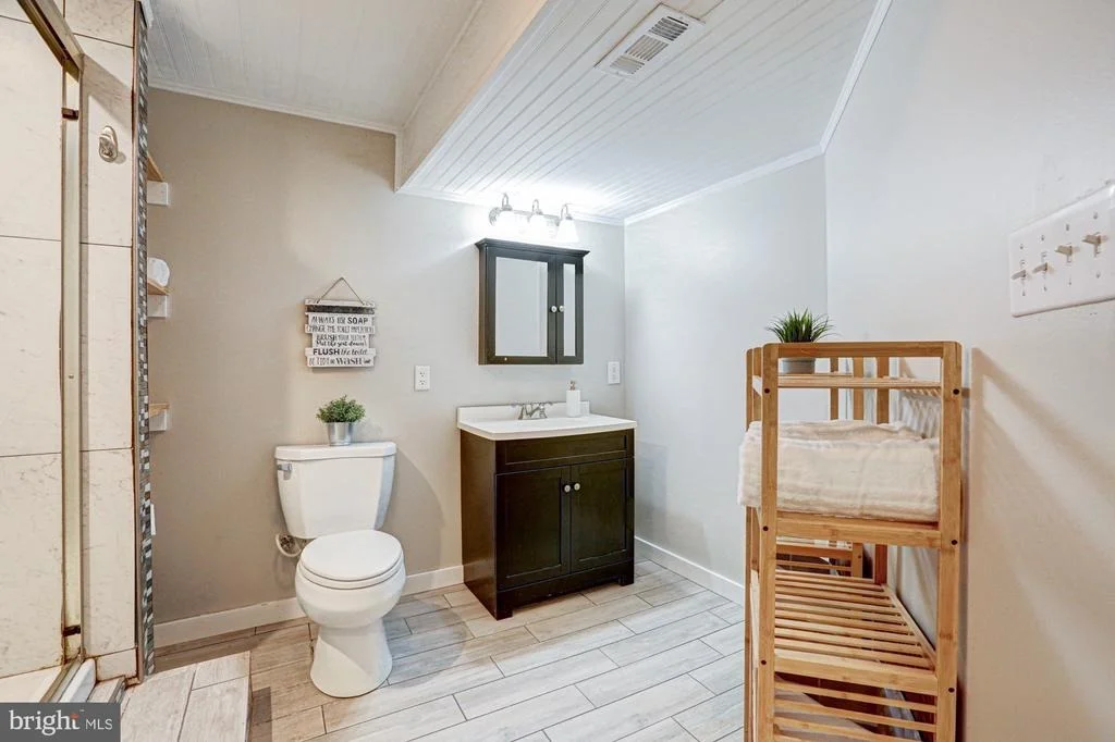 Photo of 119 N MEADOW DRIVE