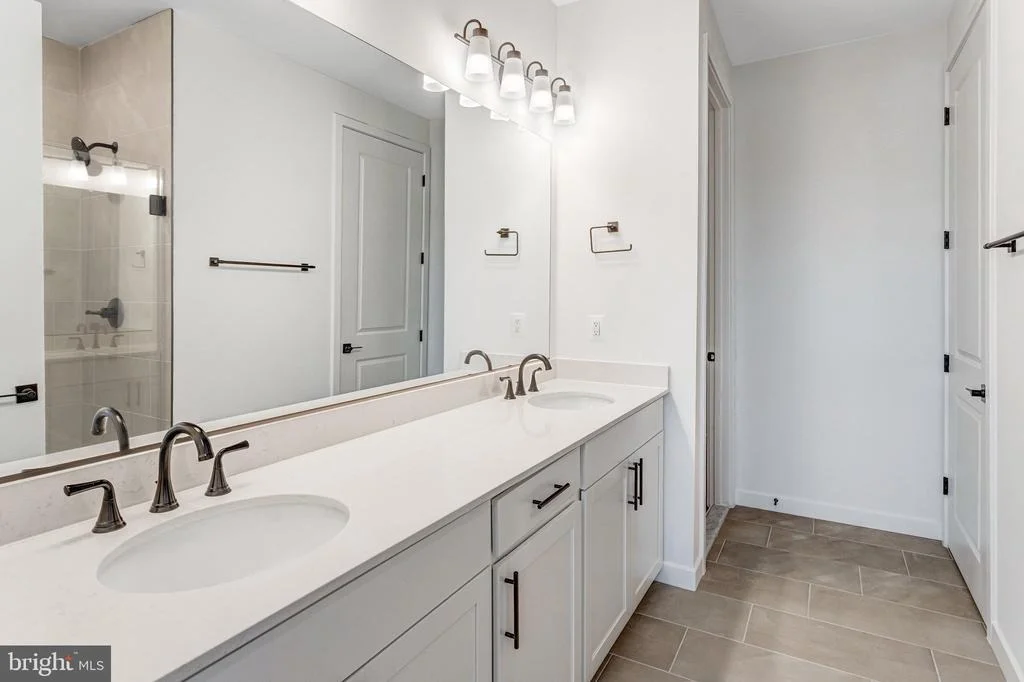 Photo of 624 CLOVER LANE