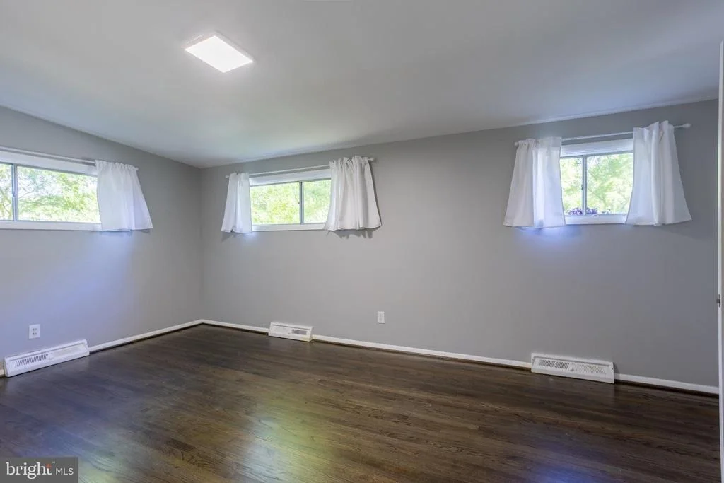 Photo of 3207 MIDFIELD ROAD