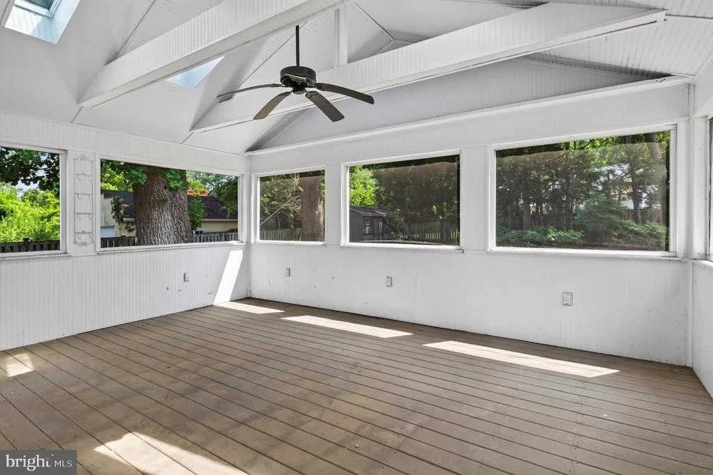 Photo of 111 WARDOUR DRIVE