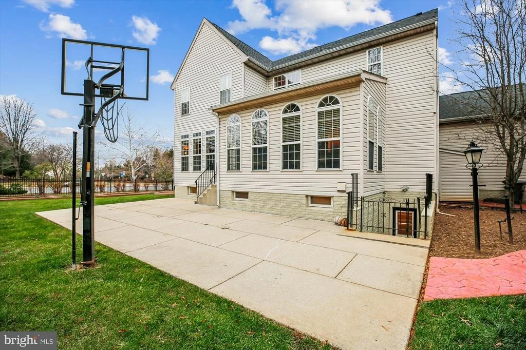 Photo of 14212 SCHAEFFER ROAD