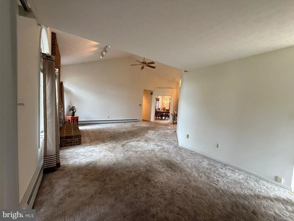 Photo of 7252 MEADOW LANE