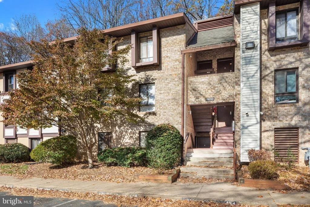 Photo of Unit 901B at 11650 STONEVIEW SQUARE