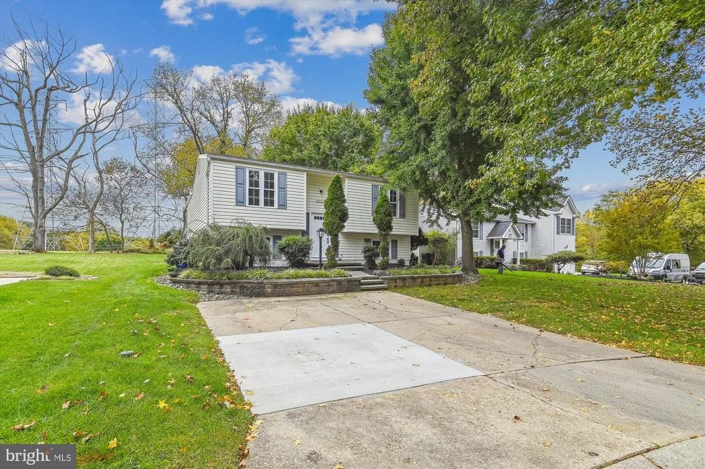 Photo of 6572 SEEDLING LANE