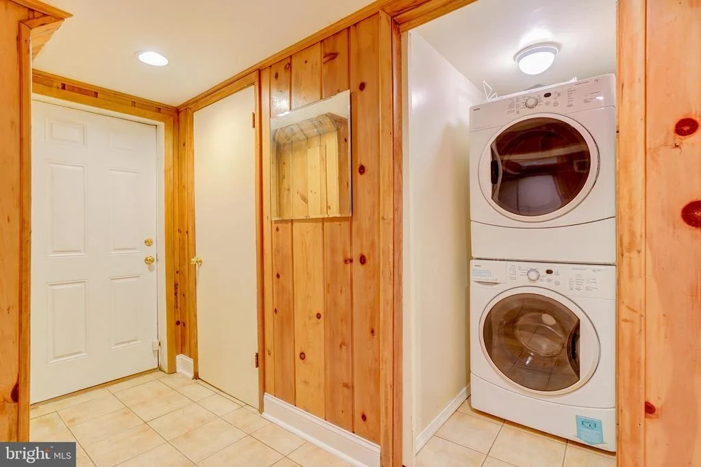 Photo of 2303 BRETON DRIVE