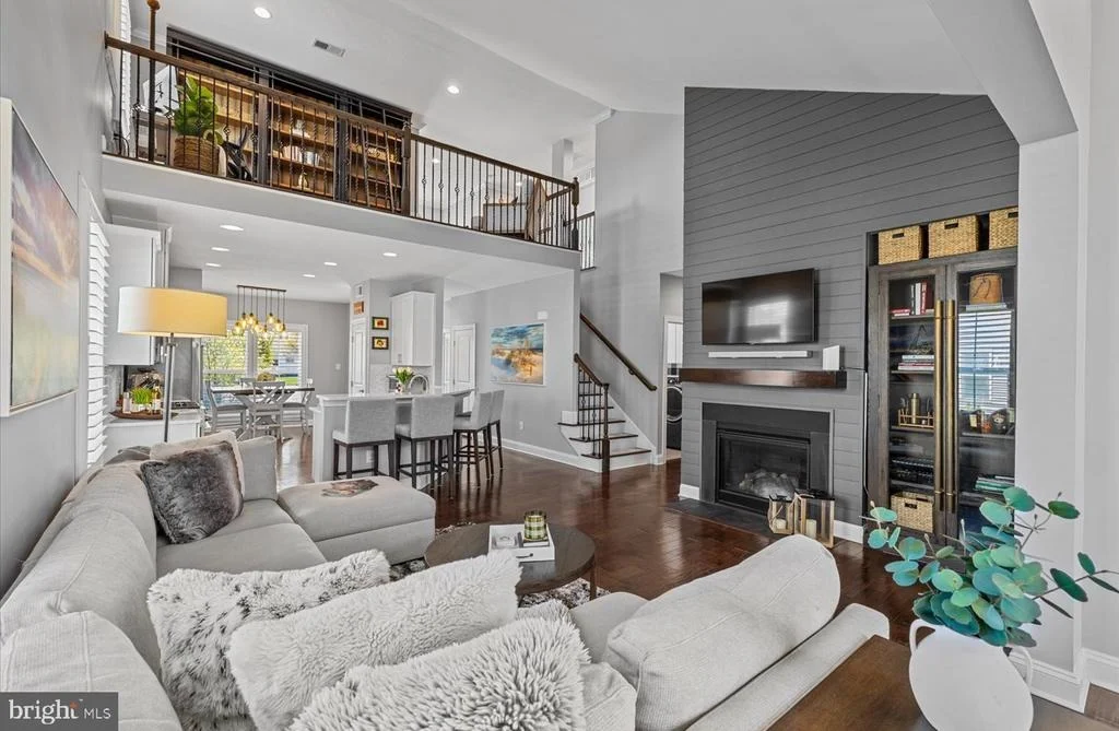 Photo of 19485 MANCHESTER DRIVE