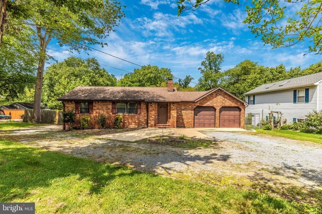 Photo of 5912 MAPLE TERRACE