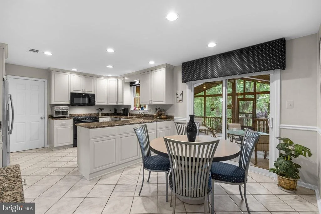 Photo of 5820 MAGIC MOUNTAIN DRIVE