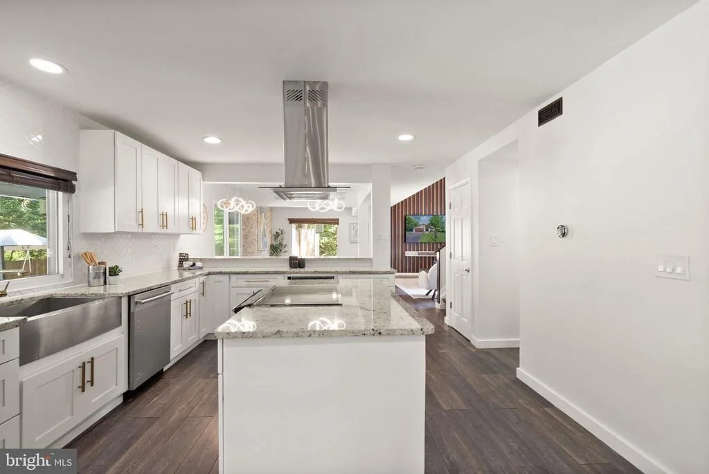 Photo of 7807 MULBERRY BOTTOM LANE