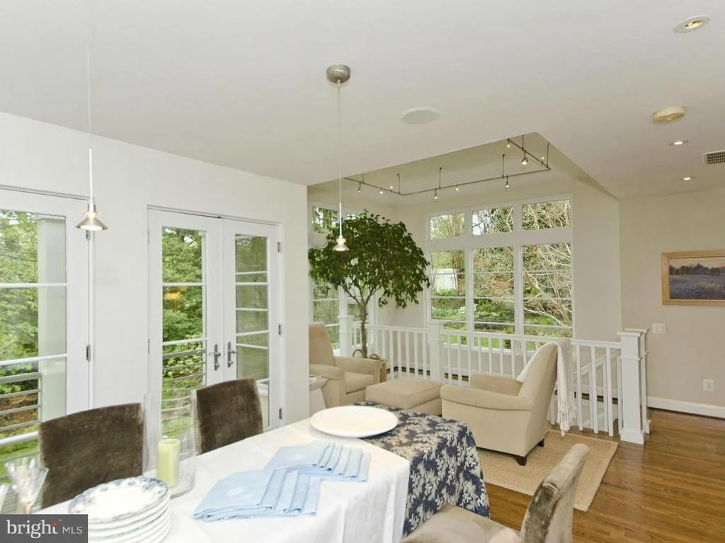 Photo of 4320 LORCOM LANE