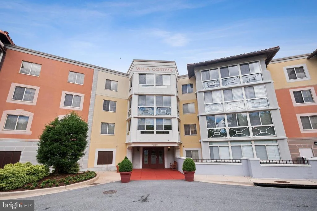 Photo of Unit 306 at 14801 PENNFIELD CIRCLE