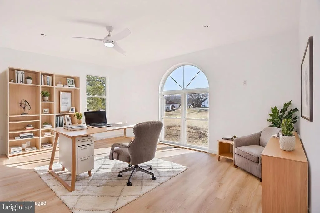 Photo of 8325 GROVE ANGLE ROAD