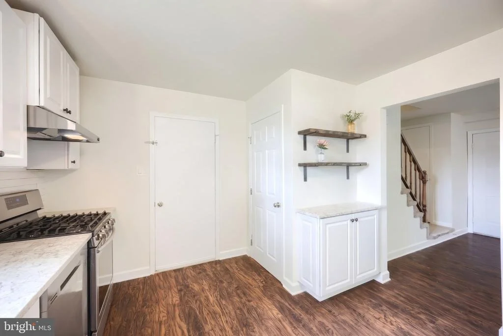 Photo of 27 COLONIAL DRIVE