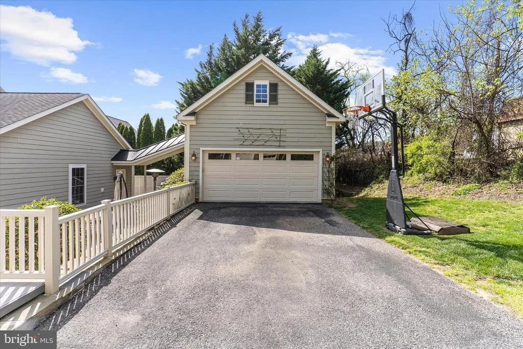 Photo of 1102 WASHINGTONVILLE DRIVE