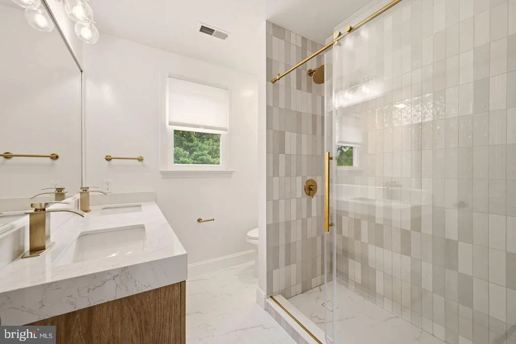 Photo of 11117 MIDVALE ROAD