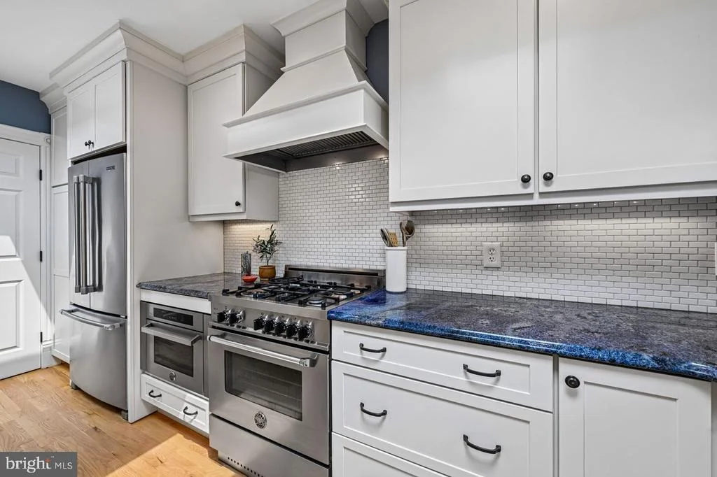 Photo of 514 13TH STREET SE