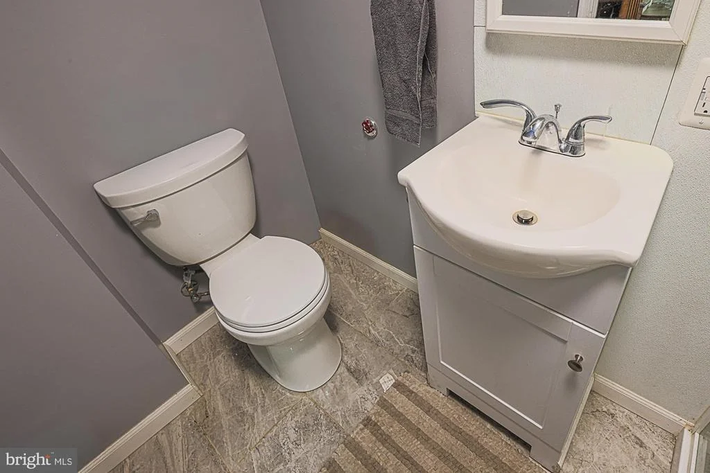 Photo of 3910 LABYRINTH ROAD