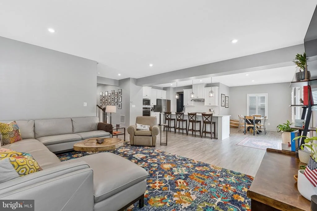 Photo of 238 NORMA DEAN DRIVE