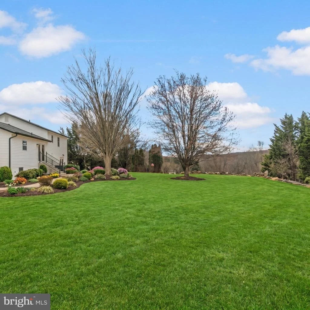 Photo of 3174 CARDINAL DRIVE