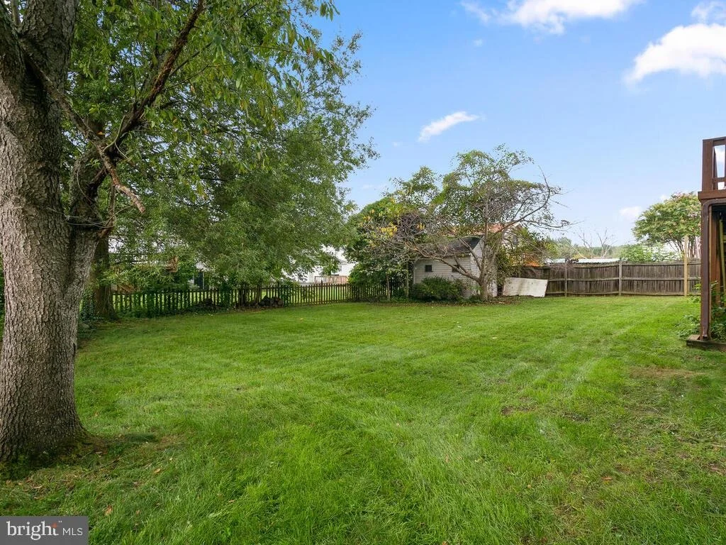 Photo of 12420 POPLAR VIEW DRIVE