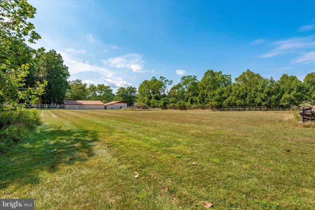 Photo of 4115 MUNCASTER MILL